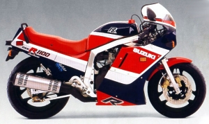 1986-GSXR1100-red.jpg