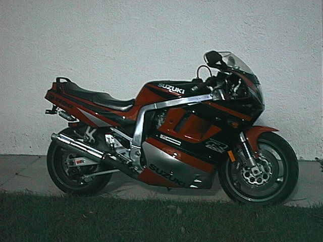 91GSXR11BR.jpg